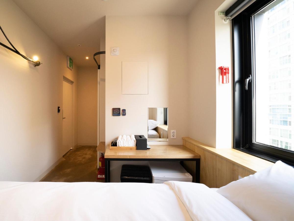 Wegoinn Hostel Seoul Bagian luar foto