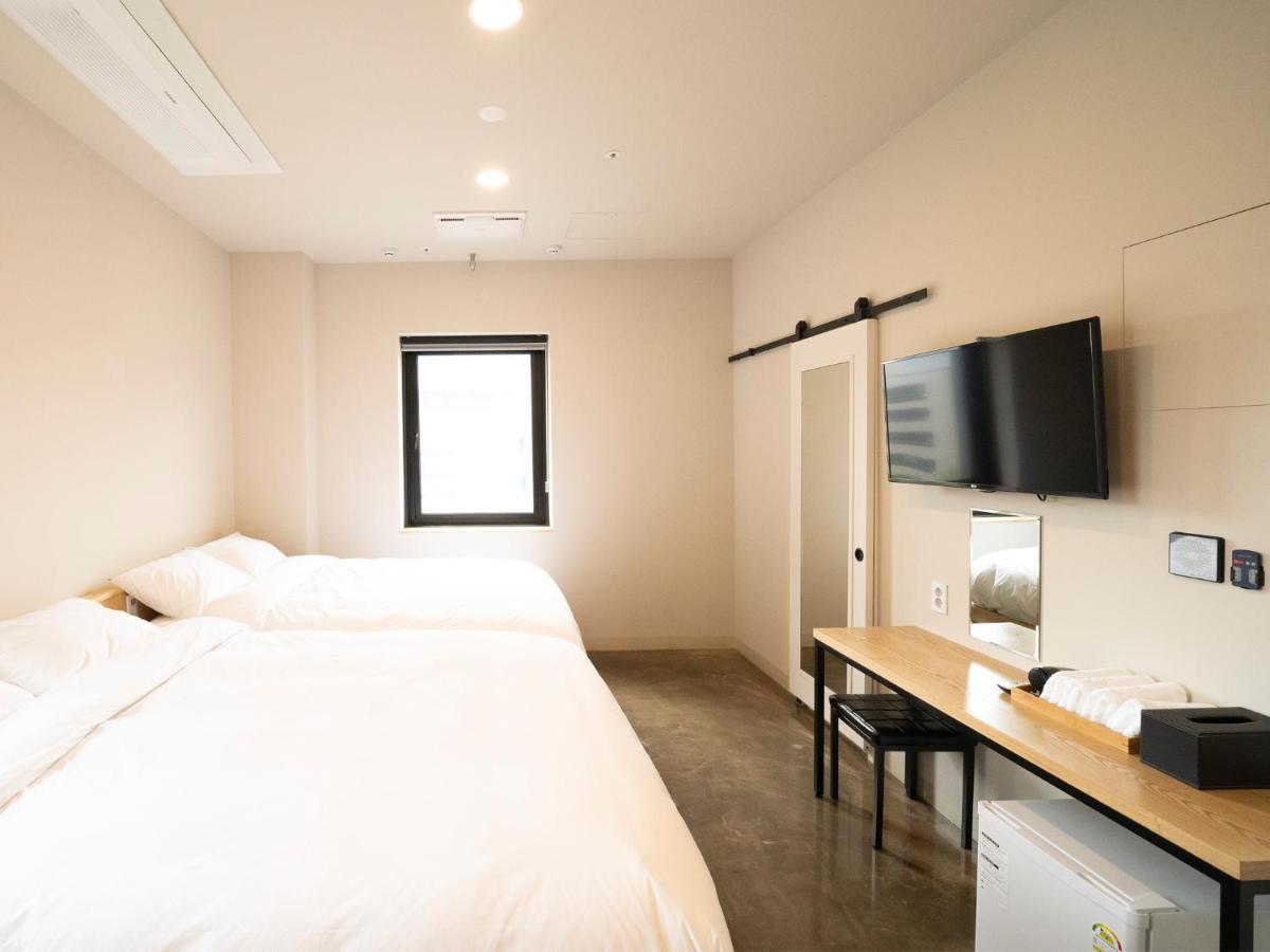 Wegoinn Hostel Seoul Bagian luar foto